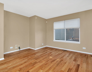 2509 Rosehall Lane - Photo Thumbnail 22