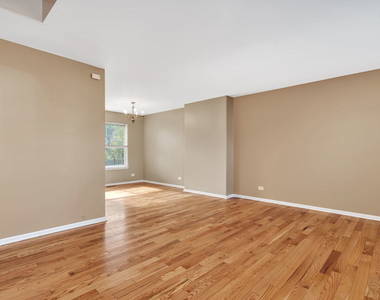 2509 Rosehall Lane - Photo Thumbnail 9