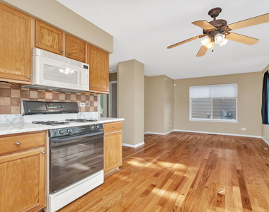 2509 Rosehall Lane - Photo Thumbnail 14