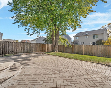 2509 Rosehall Lane - Photo Thumbnail 41