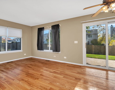 2509 Rosehall Lane - Photo Thumbnail 19