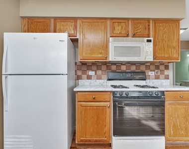 2509 Rosehall Lane - Photo Thumbnail 17
