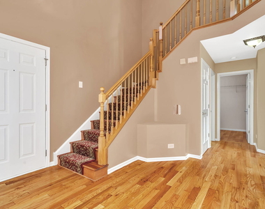 2509 Rosehall Lane - Photo Thumbnail 3