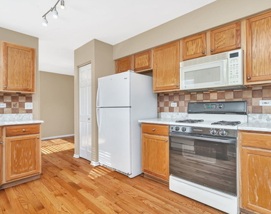 2509 Rosehall Lane - Photo Thumbnail 16