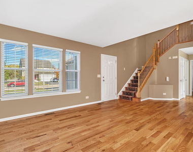 2509 Rosehall Lane - Photo Thumbnail 6