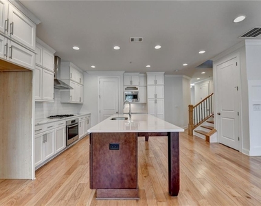 341 Bailey Walk - Photo Thumbnail 13