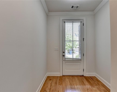 341 Bailey Walk - Photo Thumbnail 5