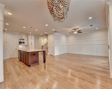 341 Bailey Walk - Photo Thumbnail 22
