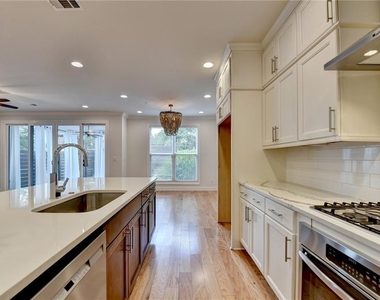 341 Bailey Walk - Photo Thumbnail 19