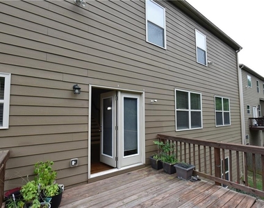 4358 Mantova Drive - Photo Thumbnail 31