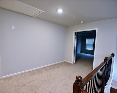 4358 Mantova Drive - Photo Thumbnail 29