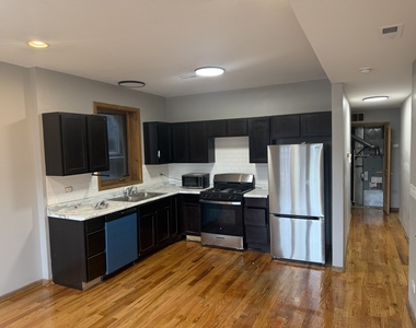 1114 S Albany Avenue - Photo Thumbnail 1