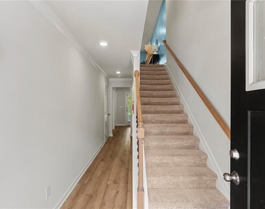 79 Werner Brook Way Sw - Photo Thumbnail 3