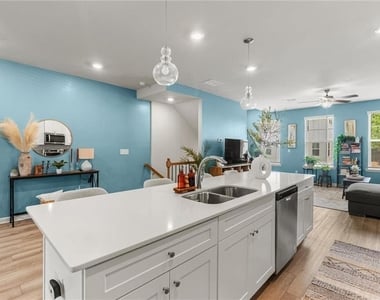 79 Werner Brook Way Sw - Photo Thumbnail 10