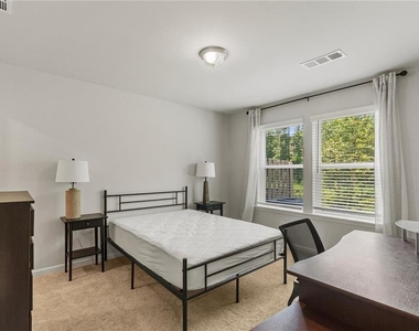 79 Werner Brook Way Sw - Photo Thumbnail 5