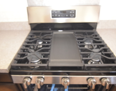 5025 Carol Street - Photo Thumbnail 11