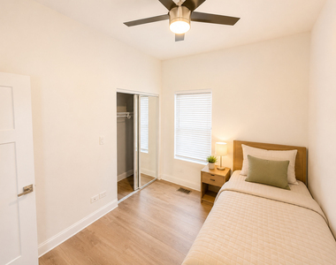 2991 N Lawndale Avenue - Photo Thumbnail 4