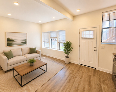 2991 N Lawndale Avenue - Photo Thumbnail 1