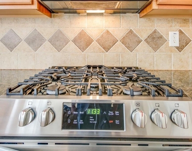 2776 Loftview Square - Photo Thumbnail 11