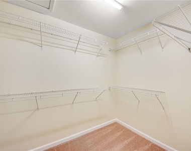 2776 Loftview Square - Photo Thumbnail 17