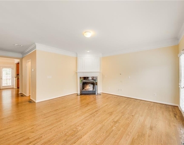 2776 Loftview Square - Photo Thumbnail 1