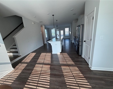 900 Colton Drive - Photo Thumbnail 1