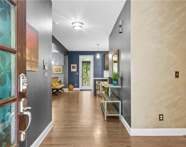 1636 Drew Drive Nw - Photo Thumbnail 1