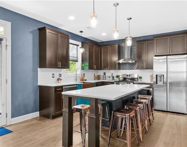 1636 Drew Drive Nw - Photo Thumbnail 8