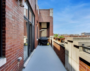 1417 W Chicago Avenue - Photo Thumbnail 10