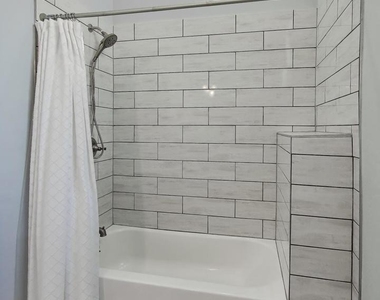 1417 W Chicago Avenue - Photo Thumbnail 15