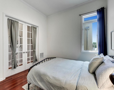 1417 W Chicago Avenue - Photo Thumbnail 12