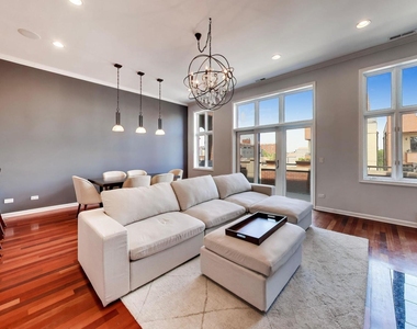 1417 W Chicago Avenue - Photo Thumbnail 4