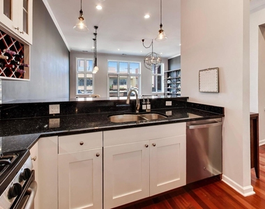 1417 W Chicago Avenue - Photo Thumbnail 7