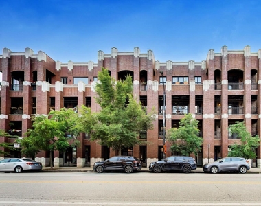 1417 W Chicago Avenue - Photo Thumbnail 1