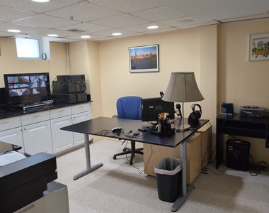 417 N Hough Street - Photo Thumbnail 49