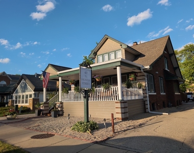 417 N Hough Street - Photo Thumbnail 6