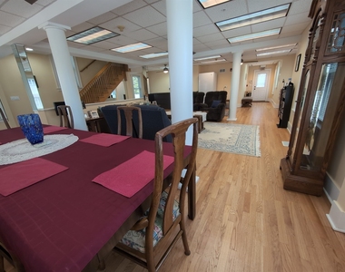 417 N Hough Street - Photo Thumbnail 25