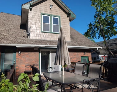417 N Hough Street - Photo Thumbnail 5