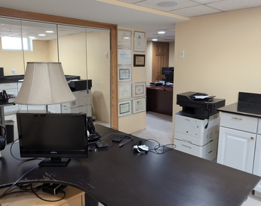 417 N Hough Street - Photo Thumbnail 50