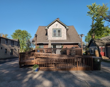 417 N Hough Street - Photo Thumbnail 7
