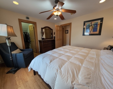 417 N Hough Street - Photo Thumbnail 18