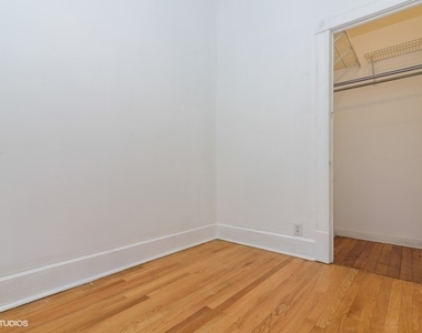 1939 W Thomas Street - Photo Thumbnail 7