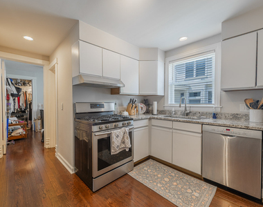 25 S 6th Avenue - Photo Thumbnail 6