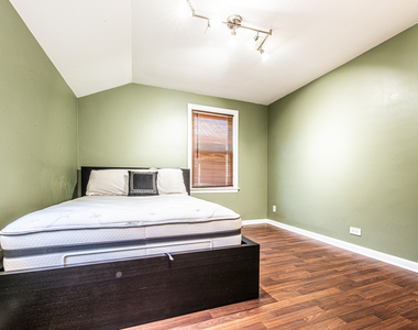 6611 W Foster Avenue - Photo Thumbnail 28