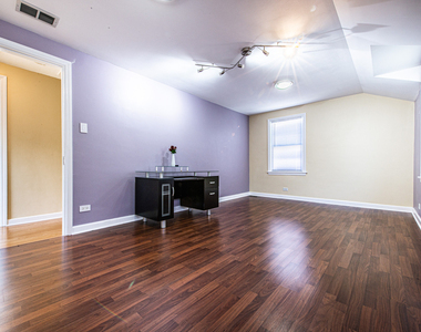 6611 W Foster Avenue - Photo Thumbnail 19