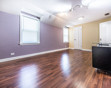6611 W Foster Avenue - Photo Thumbnail 21
