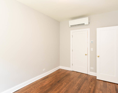 4708 N Racine Avenue - Photo Thumbnail 13