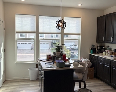 2724 Fieldcrest Drive - Photo Thumbnail 1