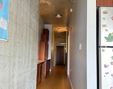 235 W Van Buren Street - Photo Thumbnail 5