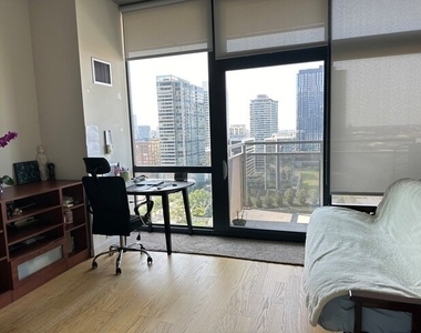 235 W Van Buren Street - Photo Thumbnail 1
